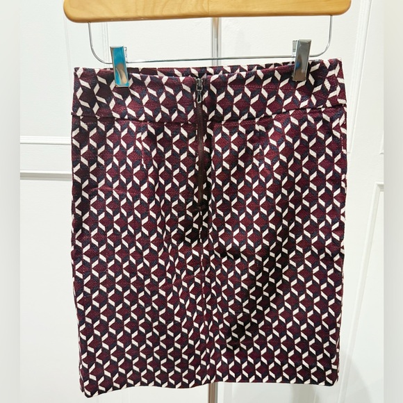Ann Taylor Pattern Pencil Skirt - Picture 2 of 8